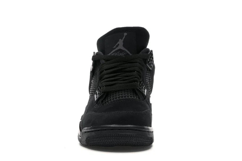 NIKE JORDAN
